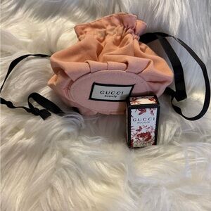 Gucci Beauty Small Cosmetic Drawstring Pouch with Bloom Fragrance